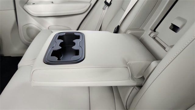 new 2026 Volvo XC60 car, priced at $63,935