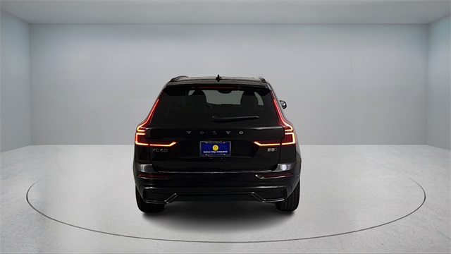 new 2026 Volvo XC60 car, priced at $63,935