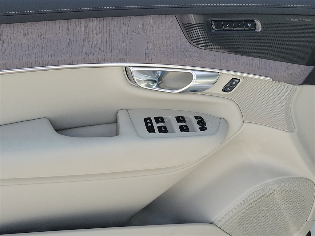 new 2026 Volvo XC90 car, priced at $73,110