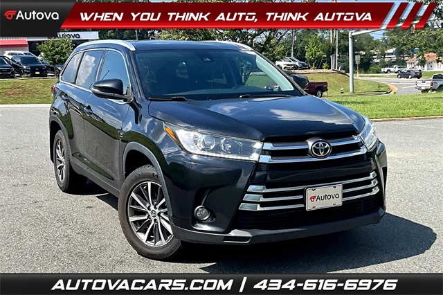 2019 Black Toyota Highlander XLE SUV