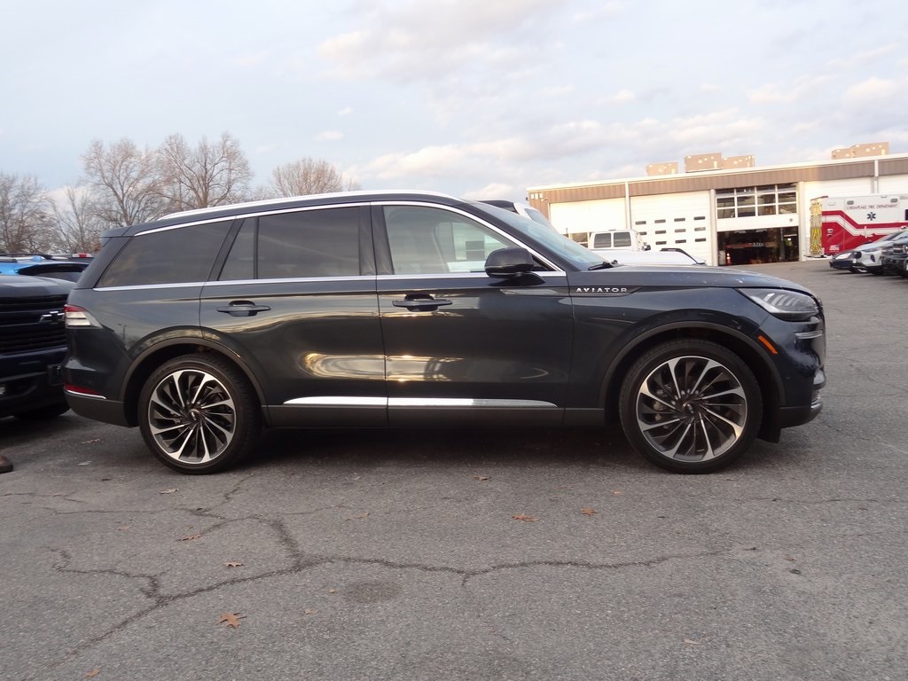 2024 Lincoln Aviator Reserve's photo