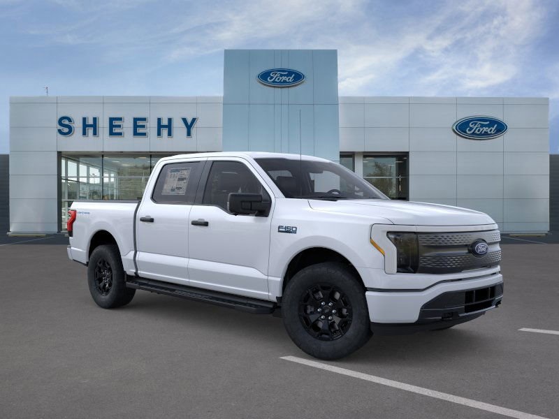 2025 Ford F-150 Lightning XLT's photo