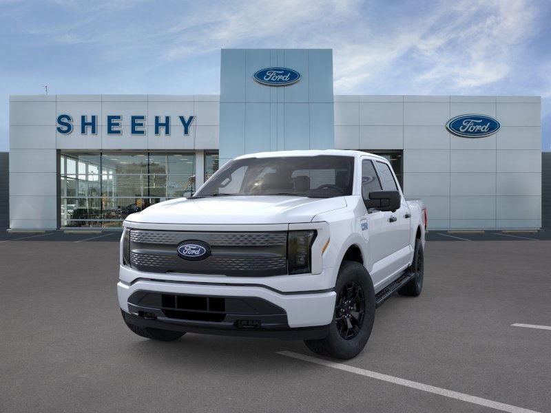 2025 Ford F-150 Lightning XLT photo 4