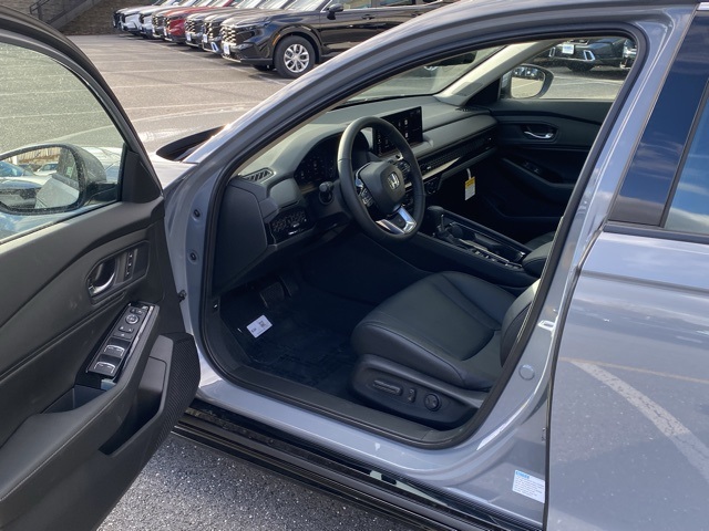 new 2025 Honda Accord Hybrid car, priced at $38,903