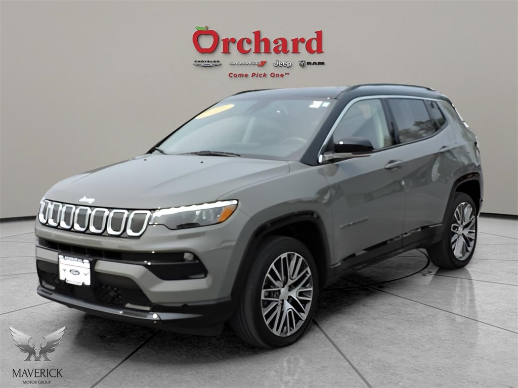 2022 Sting-Gray Clearcoat Jeep Compass Limited 4X4 SUV