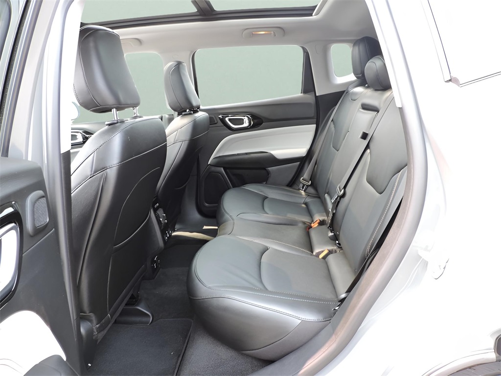 2022 Sting-Gray Clearcoat Jeep Compass Limited 4X4 SUV