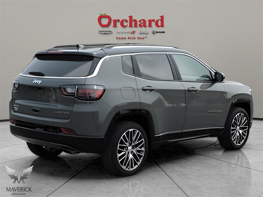 2022 Sting-Gray Clearcoat Jeep Compass Limited 4X4 SUV