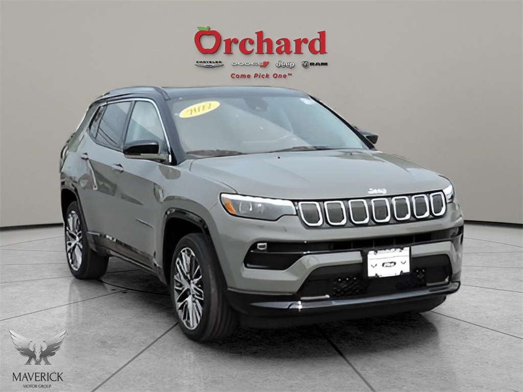 2022 Sting-Gray Clearcoat Jeep Compass Limited 4X4 SUV