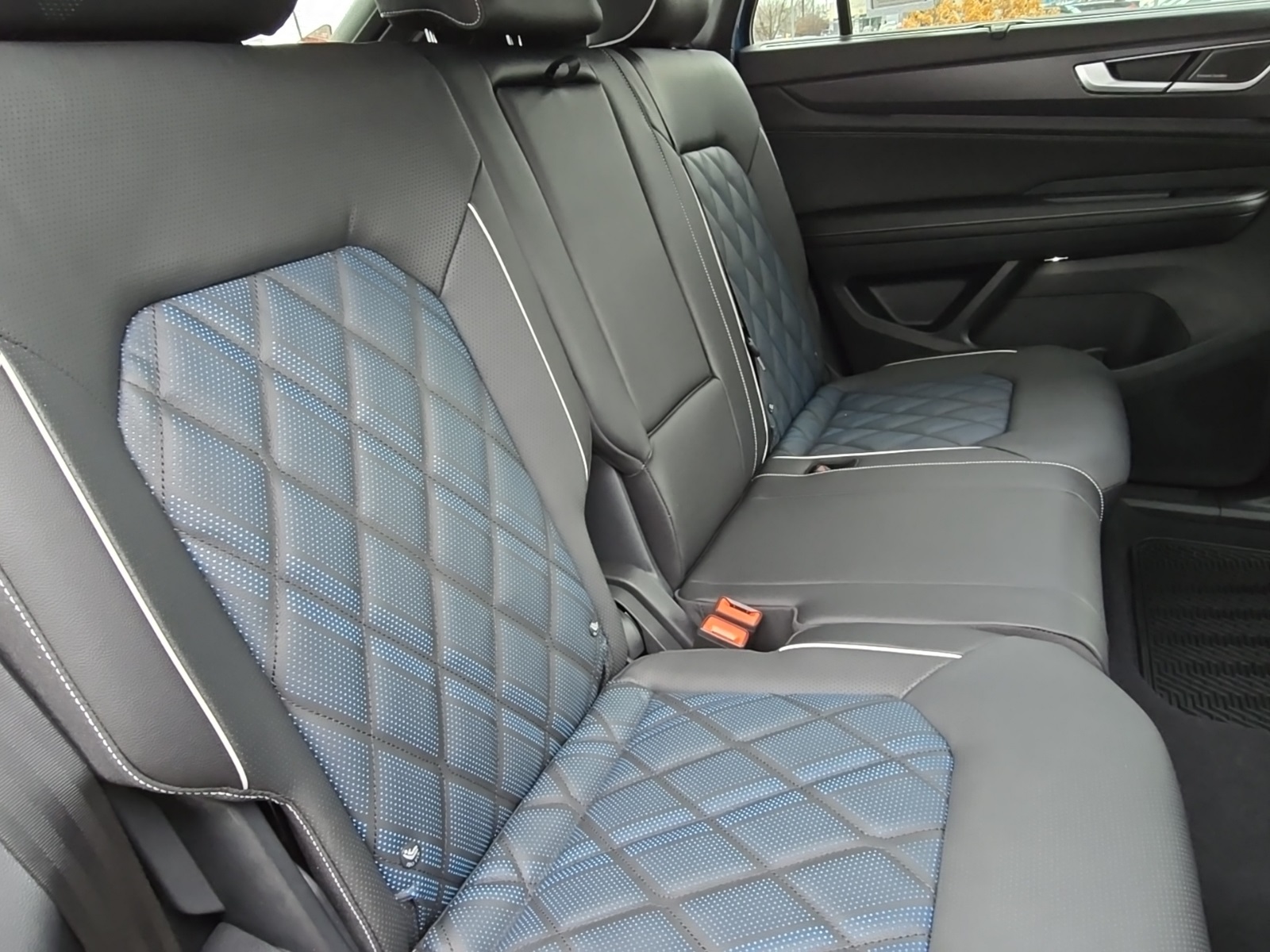 new 2026 Volkswagen Atlas Cross Sport car, priced at $53,793