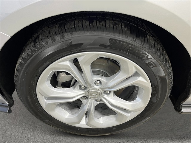 2025 Honda Accord LX photo 9