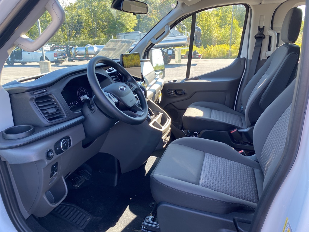 2024 Ford Transit photo 3