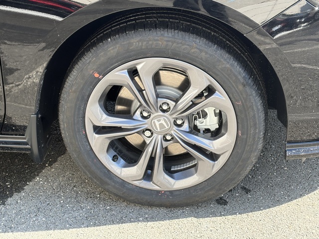 new 2026 Honda Accord Hybrid car, priced at $36,290