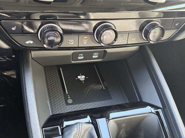 new 2026 Honda Accord Hybrid car, priced at $36,290