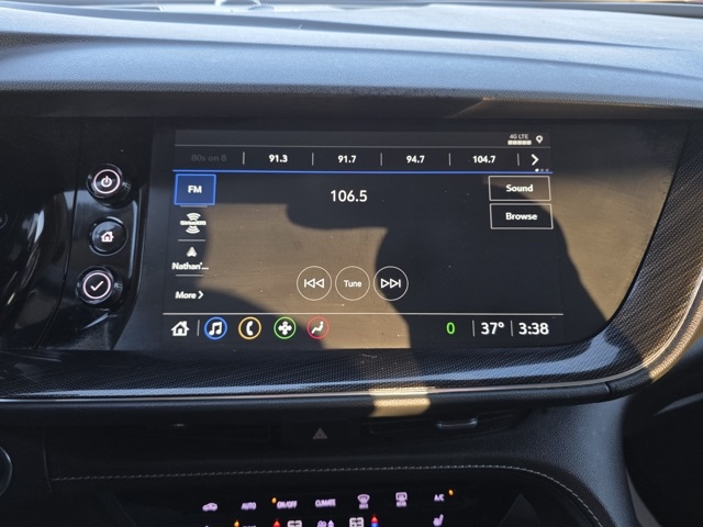 2023 Buick Envision Essence AWD