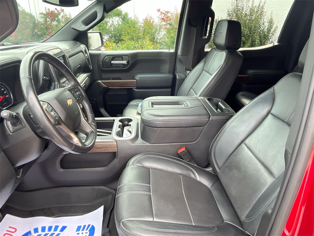 2022 Chevrolet Silverado 1500 High Country photo 11