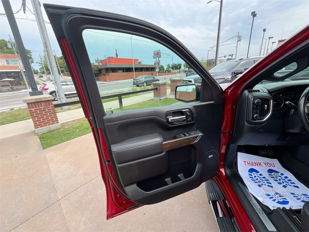 2022 Chevrolet Silverado 1500 High Country photo 13
