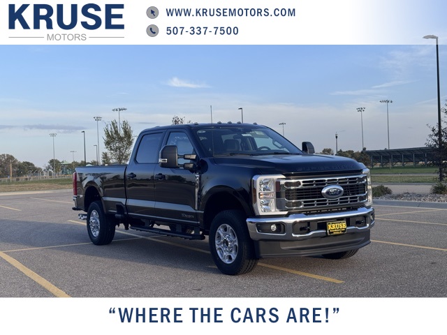 2026 Ford Super Duty F-350 SRW XLT