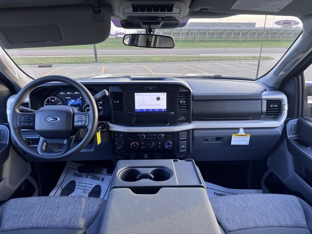 2026 Ford Super Duty F-350 SRW XLT