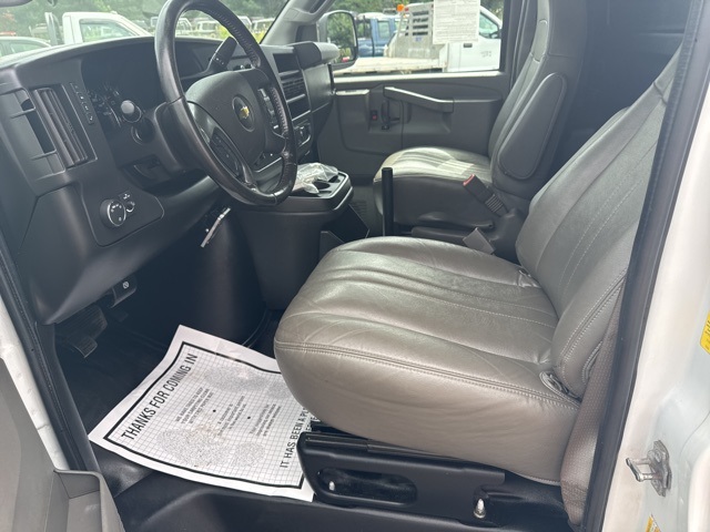2021 Chevrolet Express Cargo Work Van photo 6