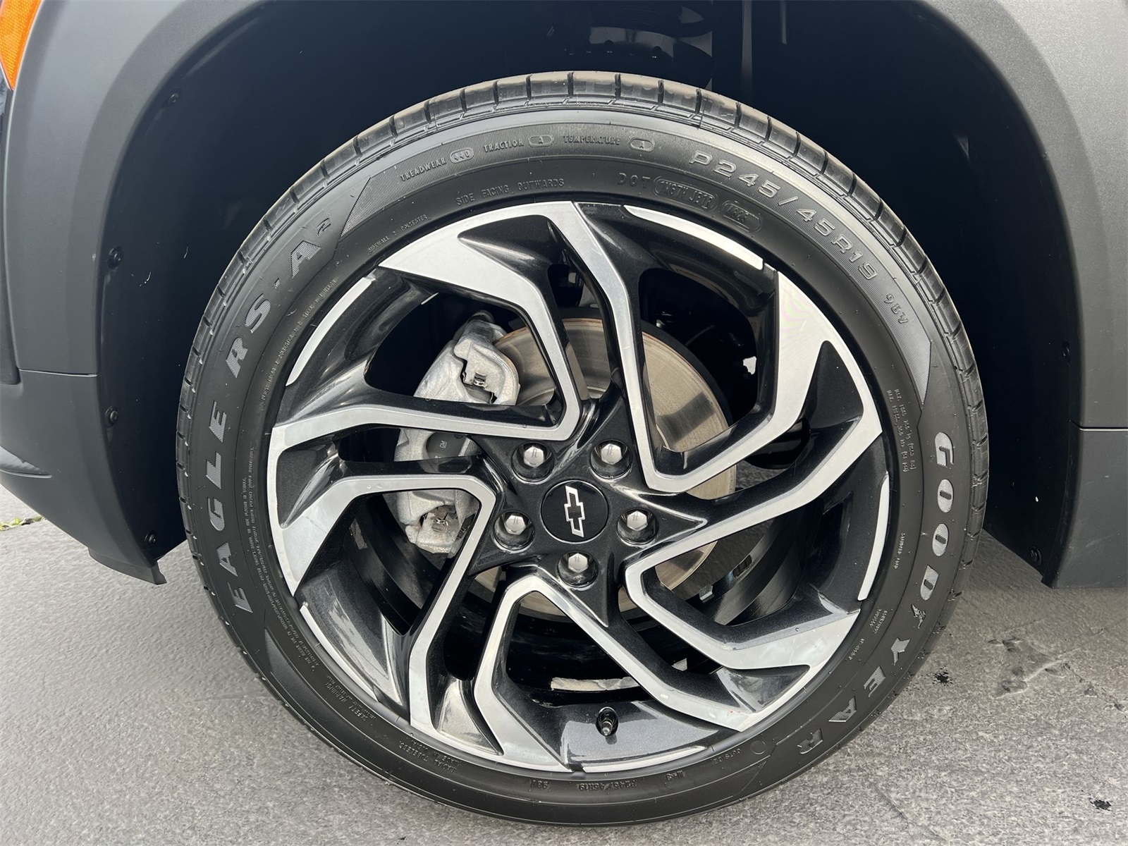 used 2024 Chevrolet TrailBlazer car, priced at $25,991