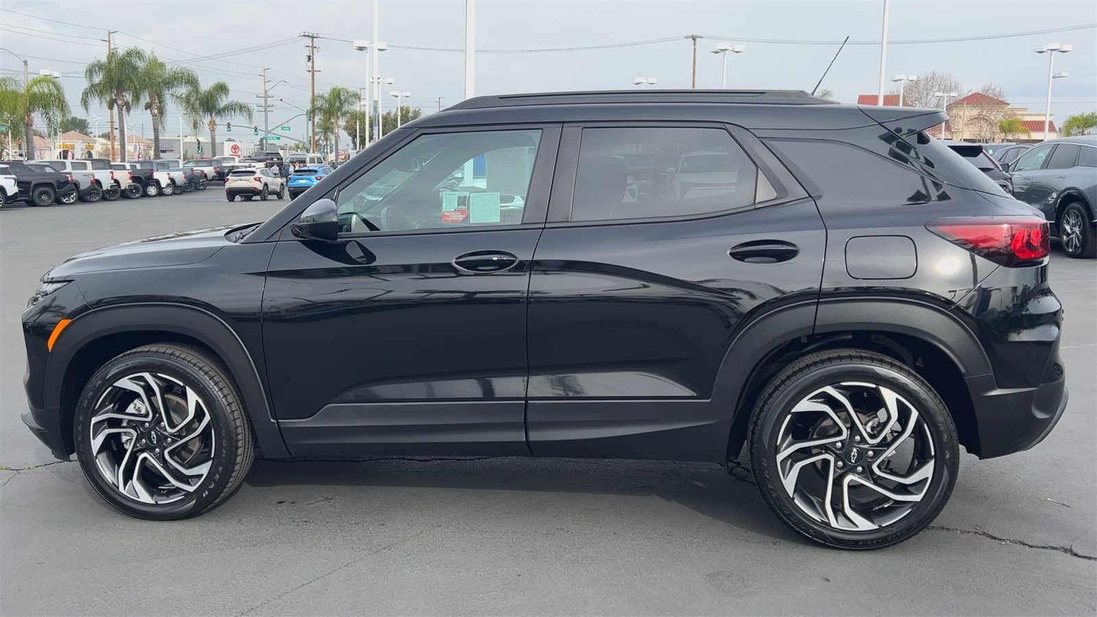 used 2024 Chevrolet TrailBlazer car, priced at $25,991