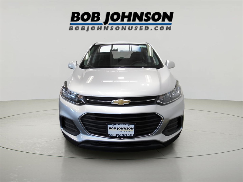 2022 Chevrolet Trax LS photo 8