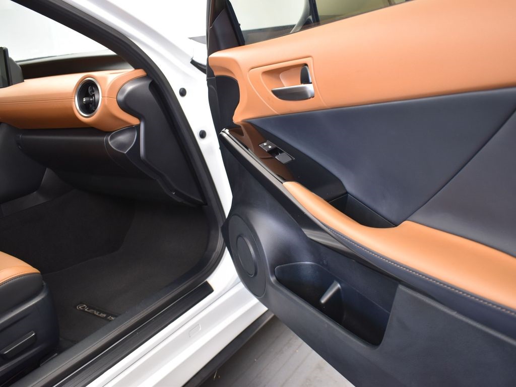 2021 White Lexus IS 300 RWD Sedan