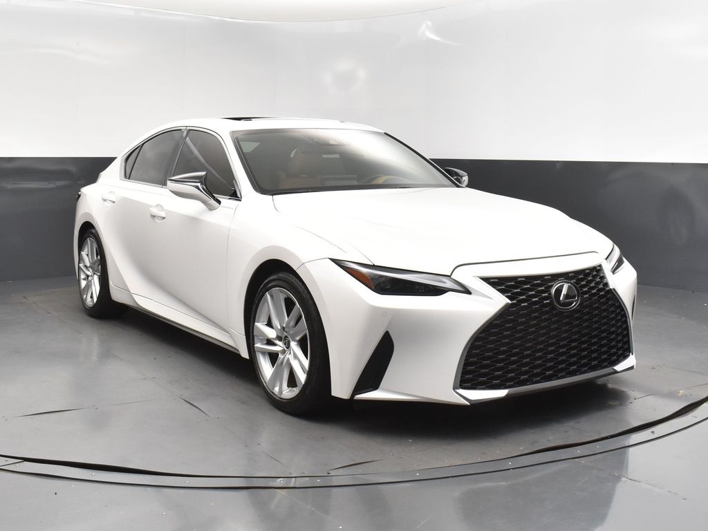 2021 White Lexus IS 300 RWD Sedan