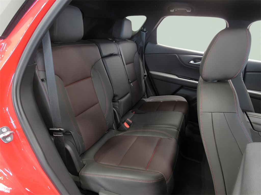 2023 Chevrolet Blazer RS photo 2