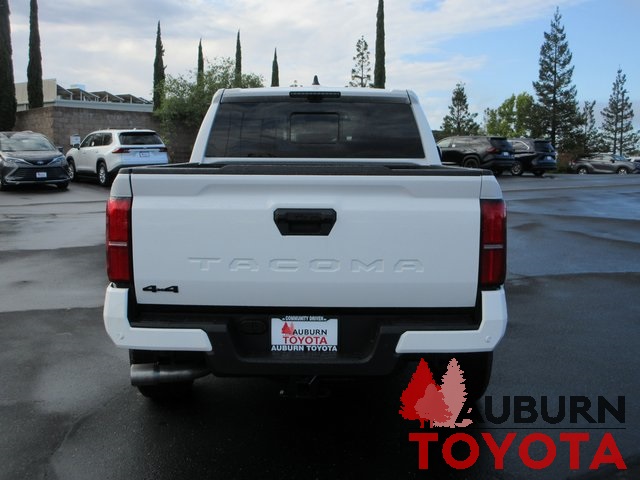 2025 Toyota Tacoma TRD Off-Road Double Cab photo 3