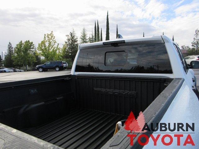 2025 Toyota Tacoma TRD Off-Road Double Cab photo 4