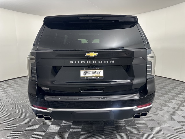 2026 Chevrolet Suburban High Country photo 3