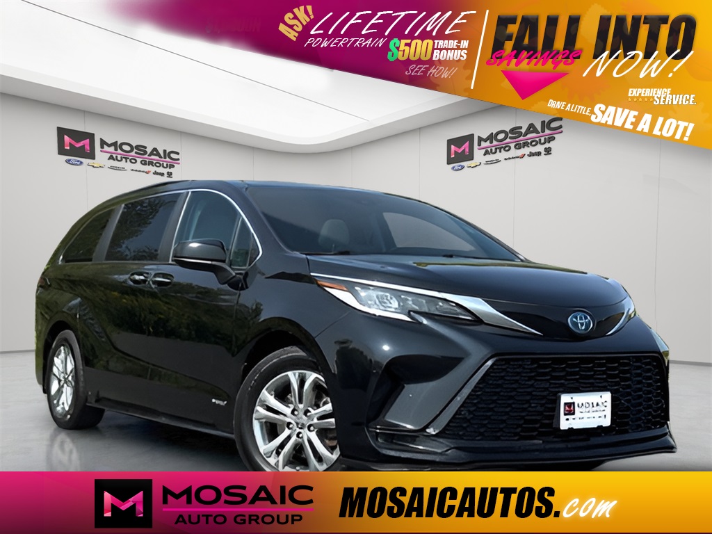 Used 2021 Toyota Sienna XLE Vans