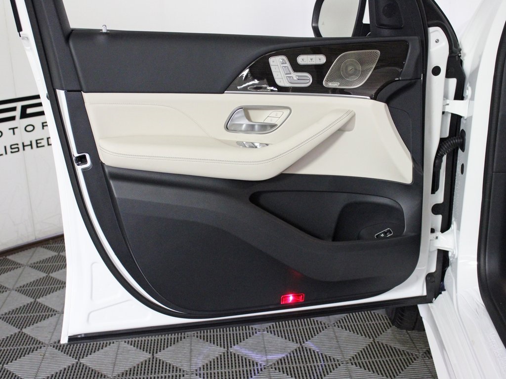 used 2026 Mercedes-Benz GLE car, priced at $65,381