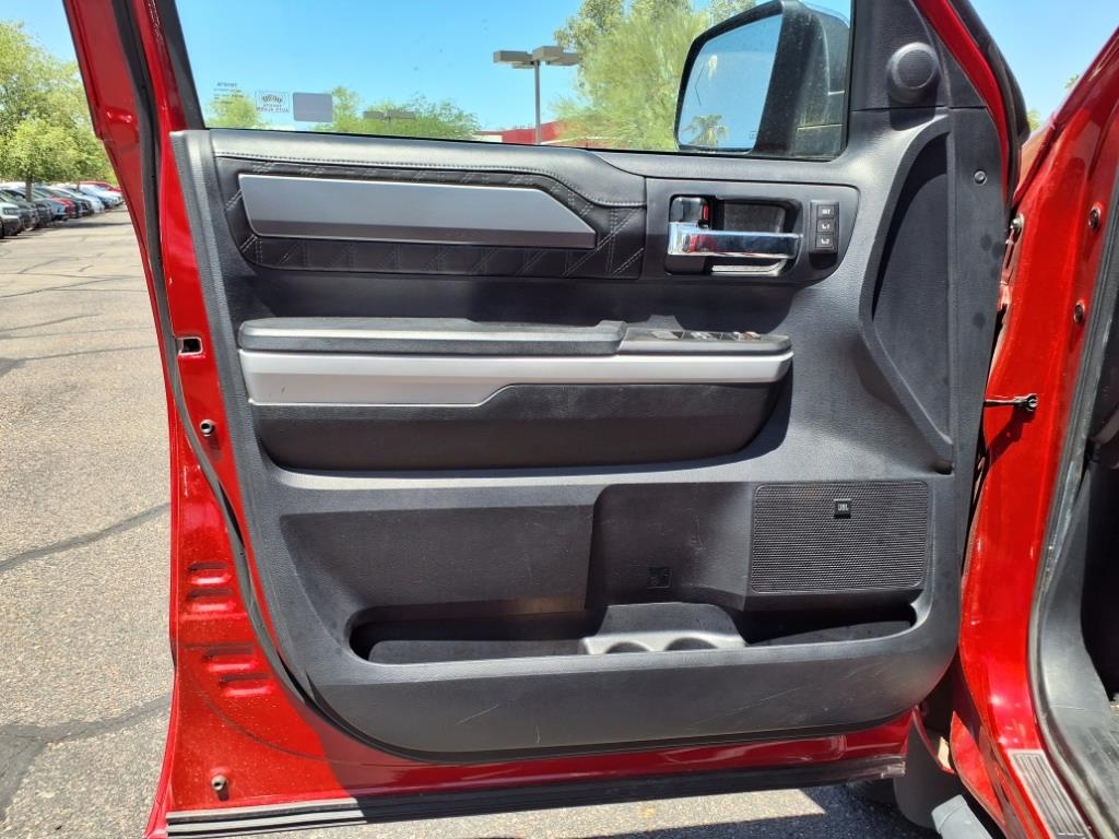 2020 Toyota Tundra Platinum CrewMax photo 27