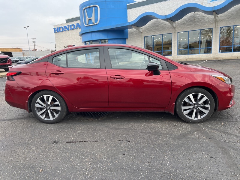 Used 2020 Nissan Versa Sedan SR with VIN 3N1CN8FV6LL832016 for sale in Massillon, OH