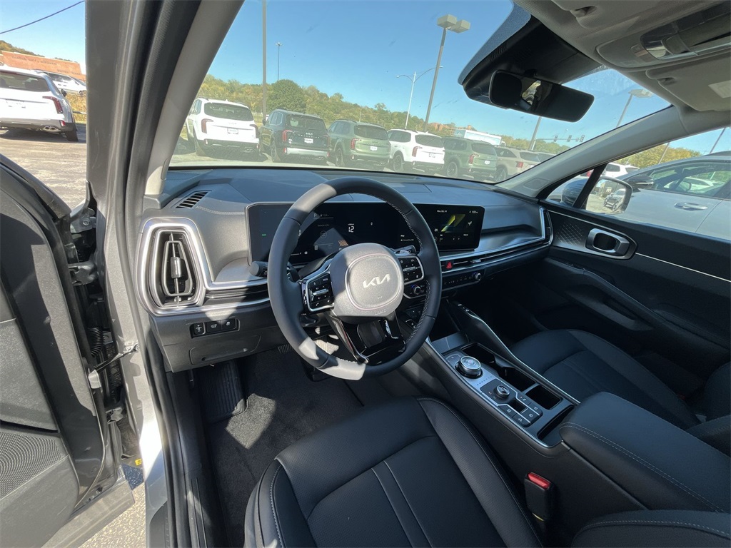 2025 Kia Sorento Hybrid EX photo 10