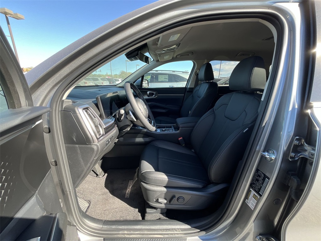 2025 Kia Sorento Hybrid EX photo 11