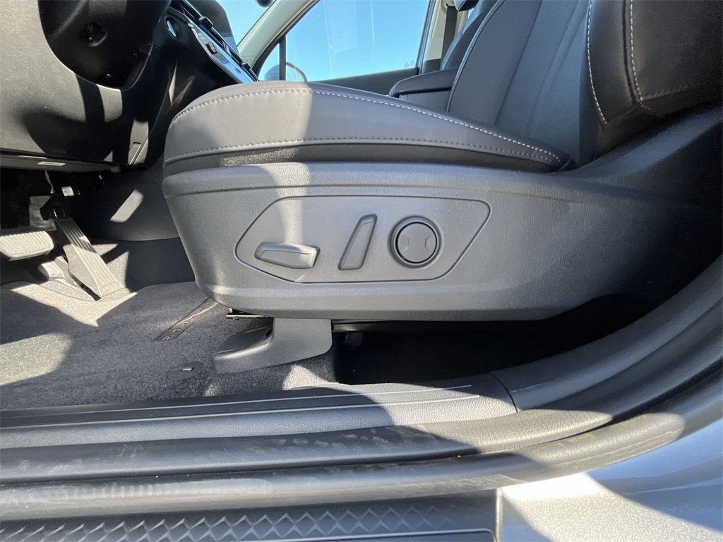 2025 Kia Sorento Hybrid EX photo 12