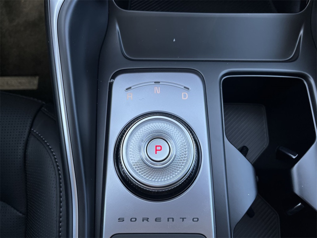 2025 Kia Sorento Hybrid EX photo 23