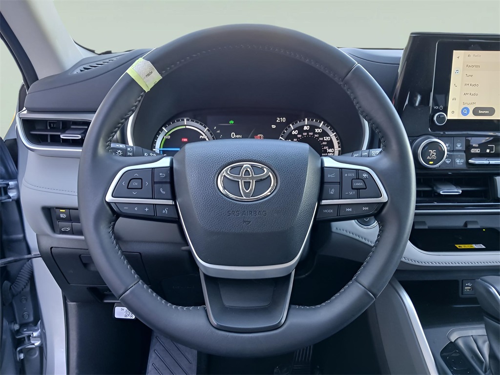 2023 Toyota Highlander XLE photo 6