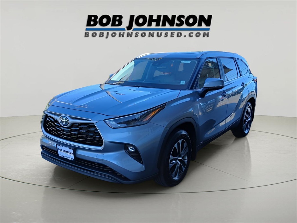 2023 Toyota Highlander XLE photo 16