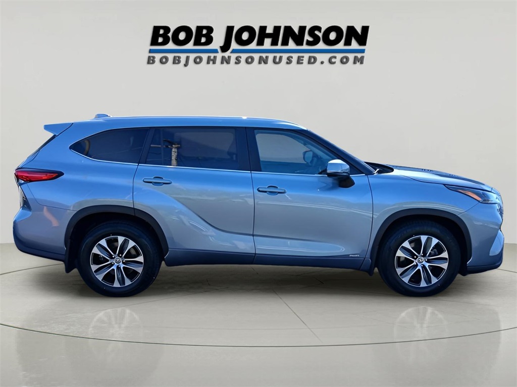 2023 Toyota Highlander XLE photo 20