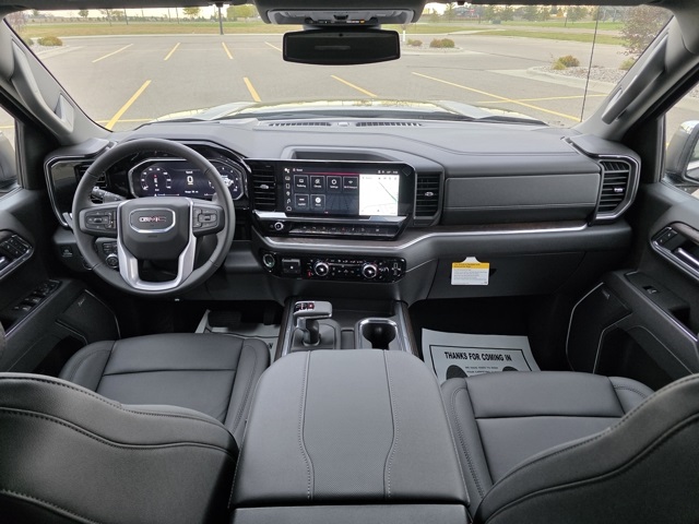 2026 GMC Sierra 1500 Crew Cab, Short Bed, SLT, 4WD