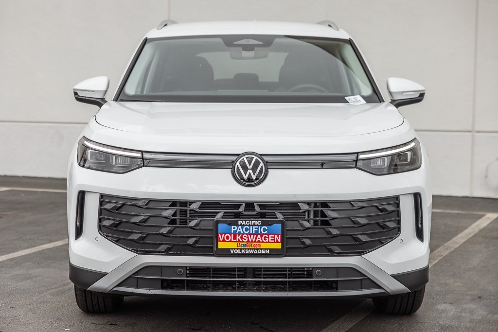 2026 Volkswagen Tiguan S's photo