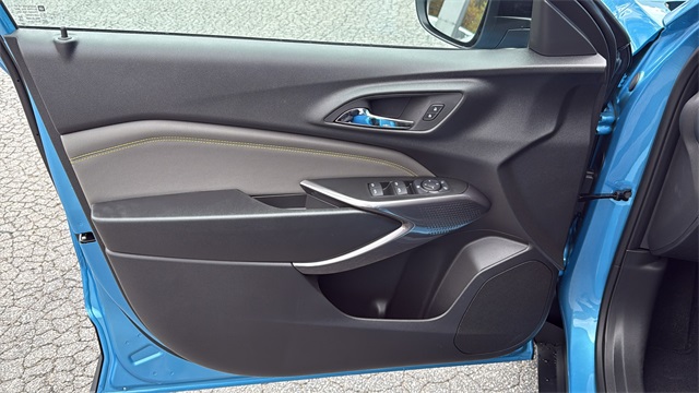 new 2026 Chevrolet Trax car, priced at $27,090