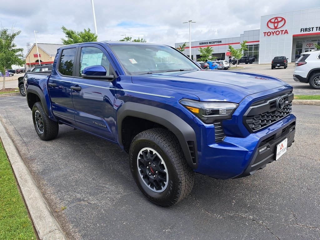 2025 Toyota Tacoma TRD Off-Road Double Cab photo 3