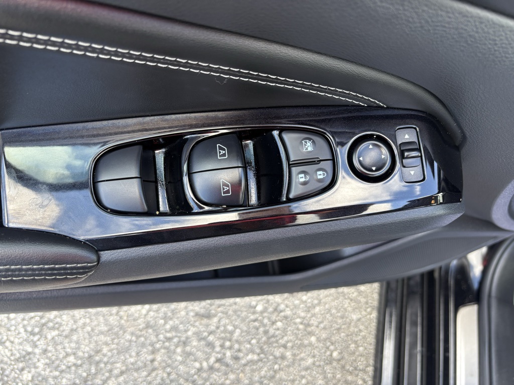 2022 Nissan Altima 2.5 SL:16823P