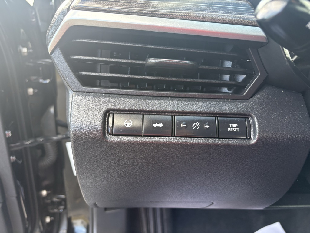 2022 Nissan Altima 2.5 SL:16823P