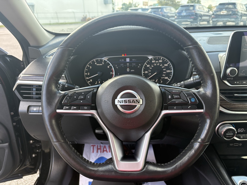 2022 Nissan Altima 2.5 SL:16823P